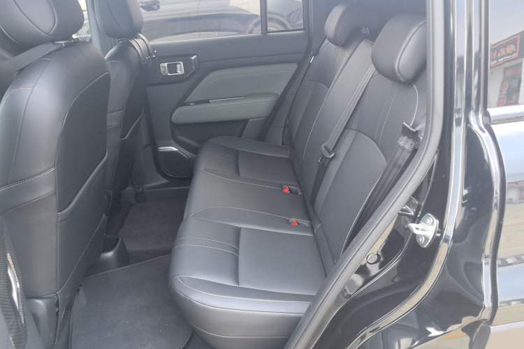 Used Baojun Spark EUV 2025 Flagship Edition 5 Seats Left Rear Seat