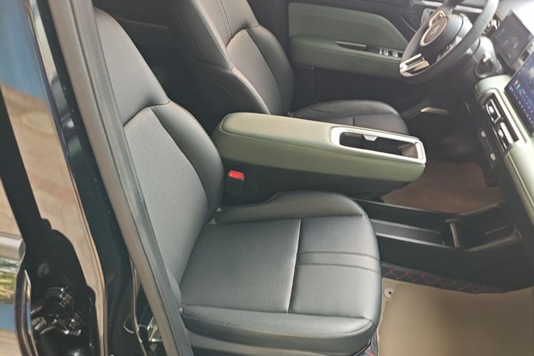 Used Baojun Spark EUV 2025 Flagship Edition 5 Seats Right Front Seat