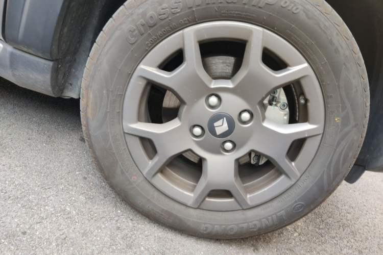 Used Baojun Spark EUV 2025 Flagship Edition 5 Seats Right Front Wheel Hub
