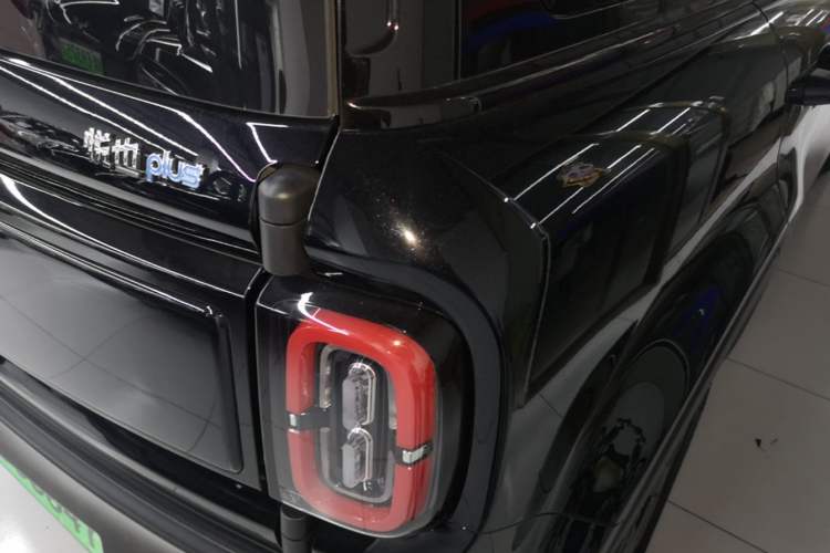 Used Baojun Spark EUV 2025 Flagship Edition 5 Seats Right Rear Taillight