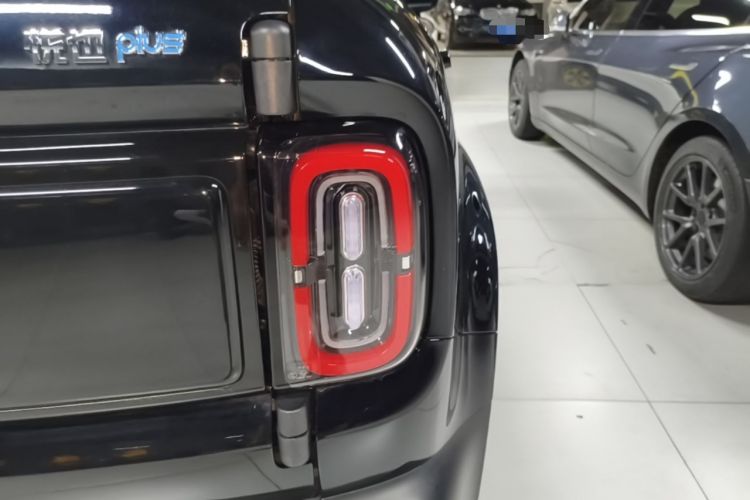 Used Baojun Spark EUV 2025 Flagship Edition 5 Seats Right Rear Taillight