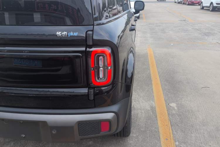 Used Baojun Spark EUV 2025 Flagship Edition 5 Seats Right Rear Taillight