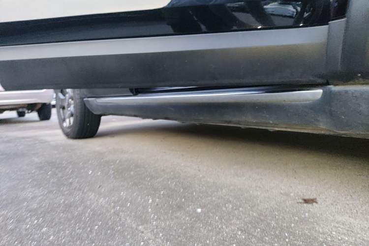 Used Baojun Spark EUV 2025 Flagship Edition 5 Seats Right Side Sill
