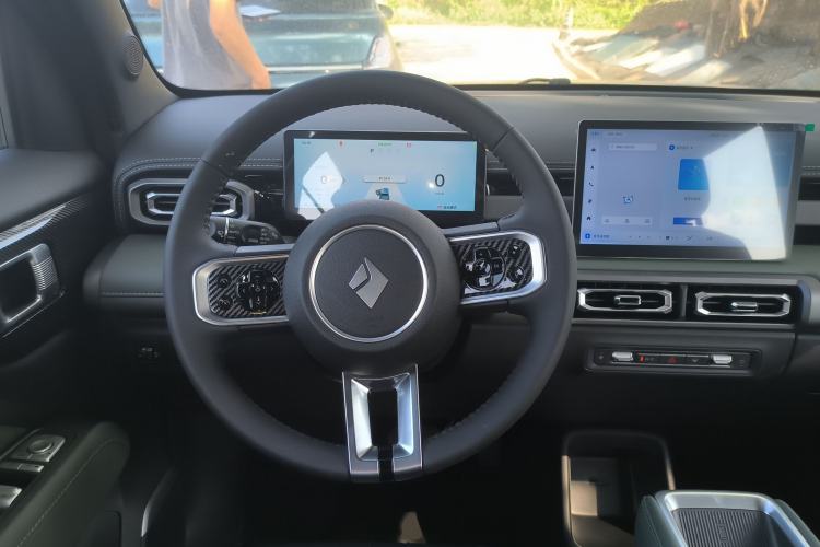 Used Baojun Spark EUV 2025 Flagship Edition 5 Seats Steering Wheel