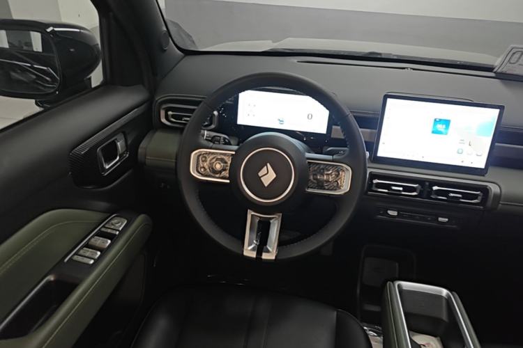Used Baojun Spark EUV 2025 Flagship Edition 5 Seats Steering Wheel