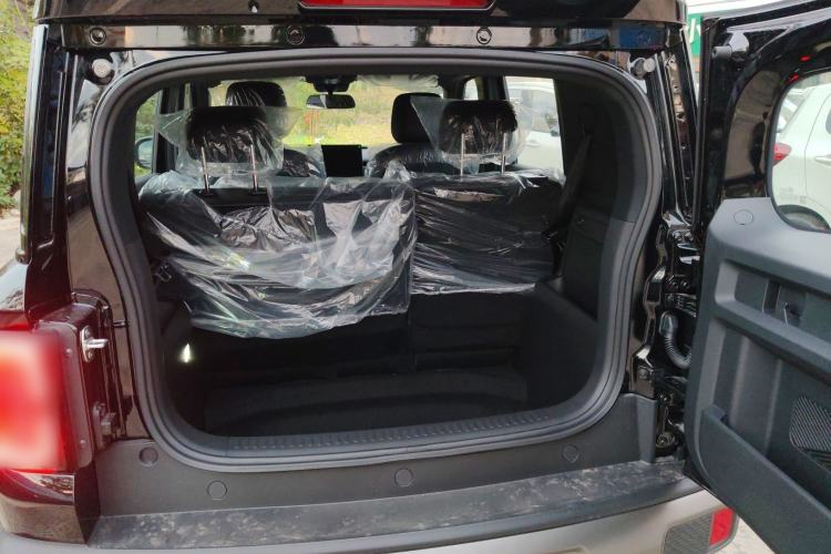 Used Baojun Spark EUV 2025 Flagship Edition 5 Seats Trunk