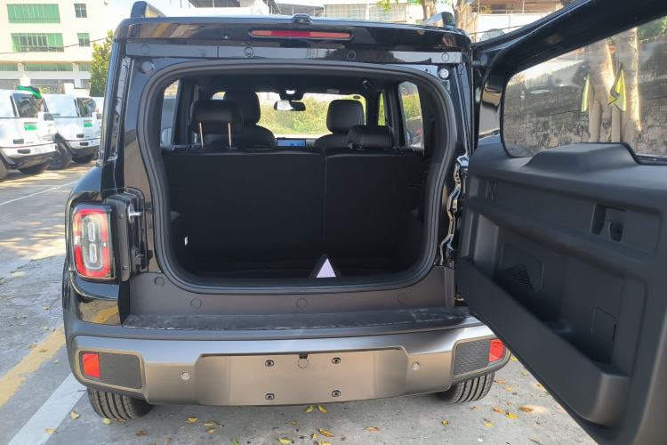 Used Baojun Spark EUV 2025 Flagship Edition 5 Seats Trunk
