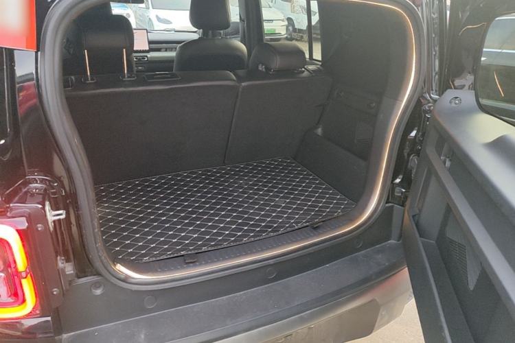 Used Baojun Spark EUV 2025 Flagship Edition 5 Seats Trunk