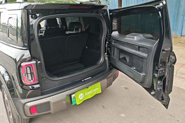 Used Baojun Spark EUV 2025 Flagship Edition 5 Seats Trunk
