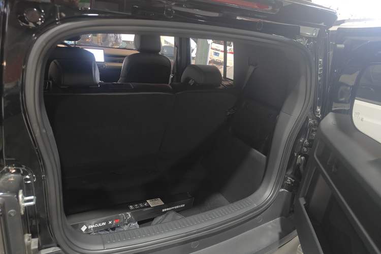 Used Baojun Spark EUV 2025 Flagship Edition 5 Seats Trunk