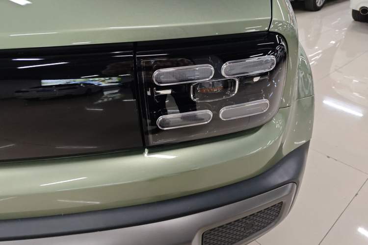 Used Baojun Spark EUV 2025 Smart Luxury Edition 5 Seats Left Front Headlight