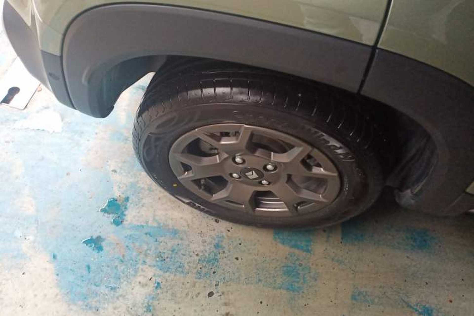 Used Baojun Spark EUV 2025 Flagship Edition 5 Seats Right Rear Wheel Hub