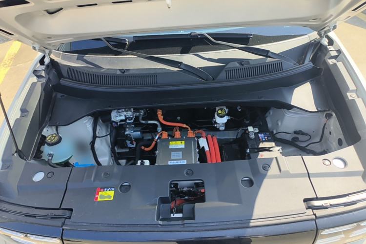 Used Baojun Spark EUV 2025 Smart Luxury Edition 5 Seats Engine Bay