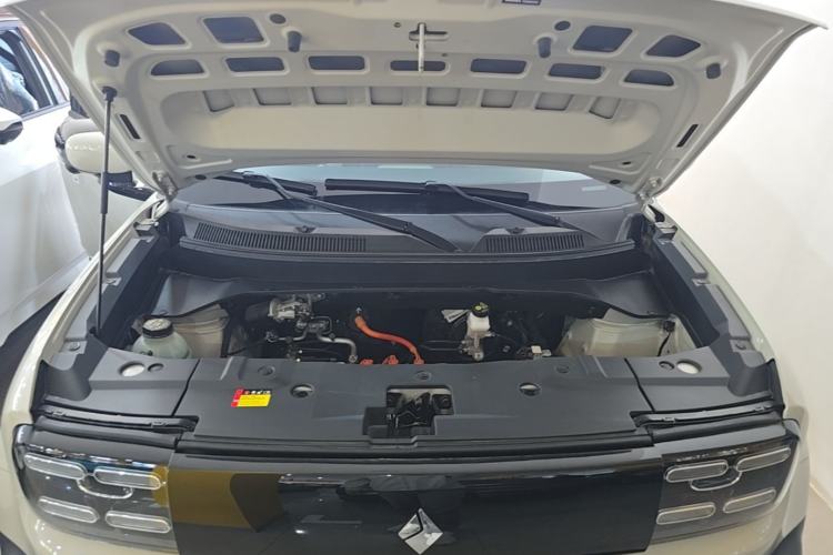 Used Baojun Spark EUV 2025 Smart Luxury Edition 5 Seats Engine Bay