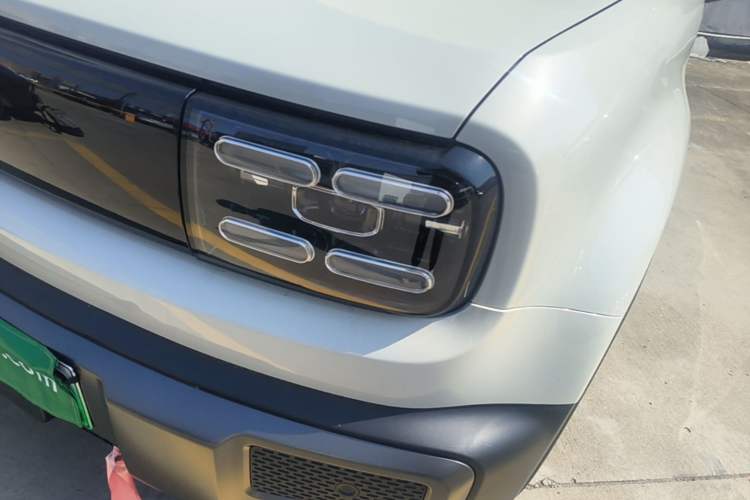 Used Baojun Spark EUV 2025 Smart Luxury Edition 5 Seats Left Front Headlight