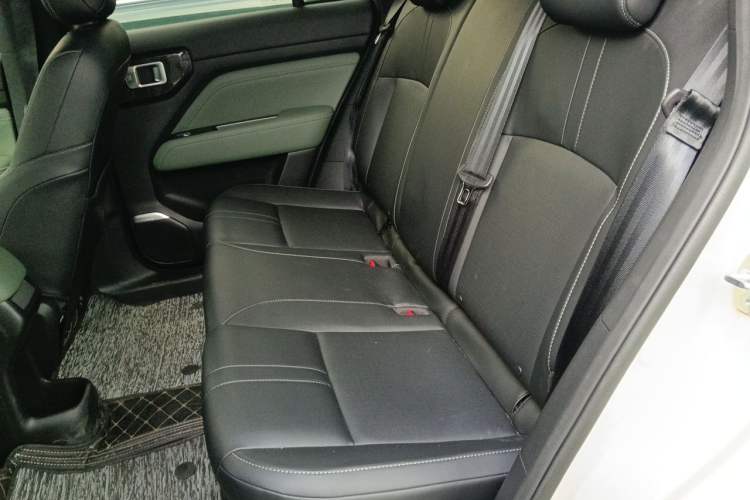Used Baojun Spark EUV 2025 Smart Luxury Edition 5 Seats Left Rear Seat