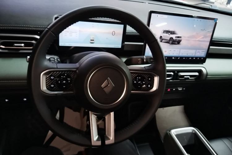 Used Baojun Spark EUV 2025 Flagship Edition 5 Seats Center Console