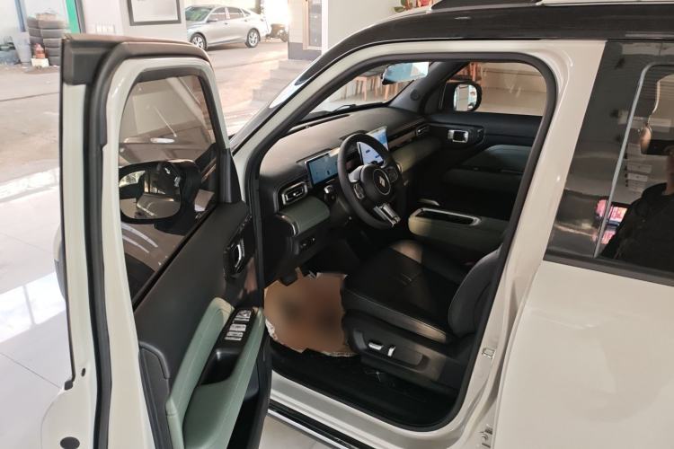 Used Baojun Spark EUV 2025 Flagship Edition 5 Seats Driver Seat