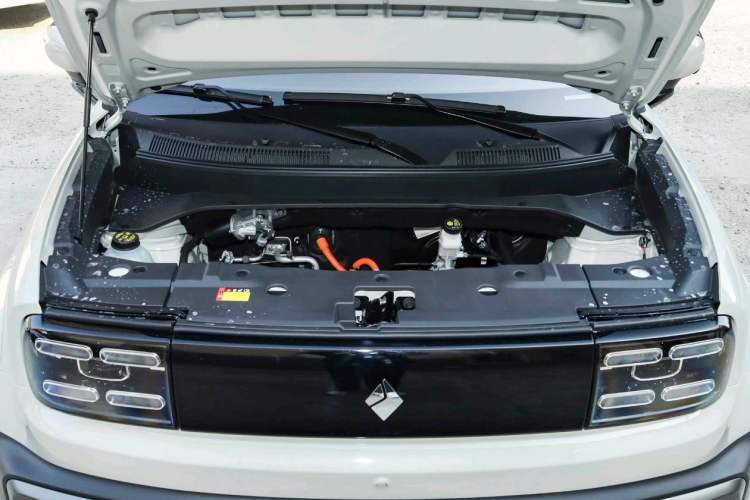 Used Baojun Spark EUV 2025 Flagship Edition 5 Seats Engine Bay