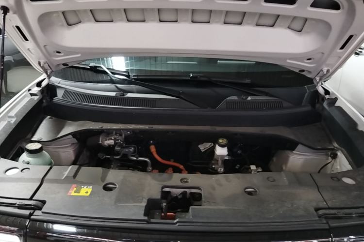 Used Baojun Spark EUV 2025 Flagship Edition 5 Seats Engine Bay