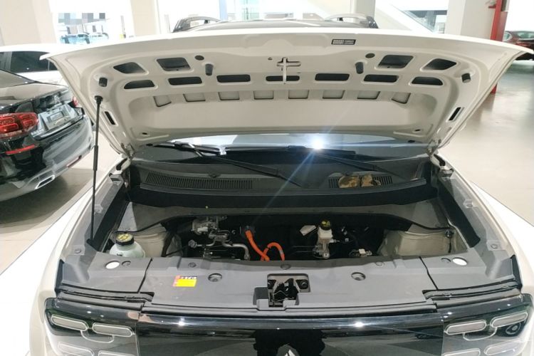 Used Baojun Spark EUV 2025 Flagship Edition 5 Seats Engine Bay