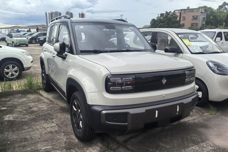 Used Baojun Spark EUV 2025 Flagship Edition 5 Seats Exterior 2