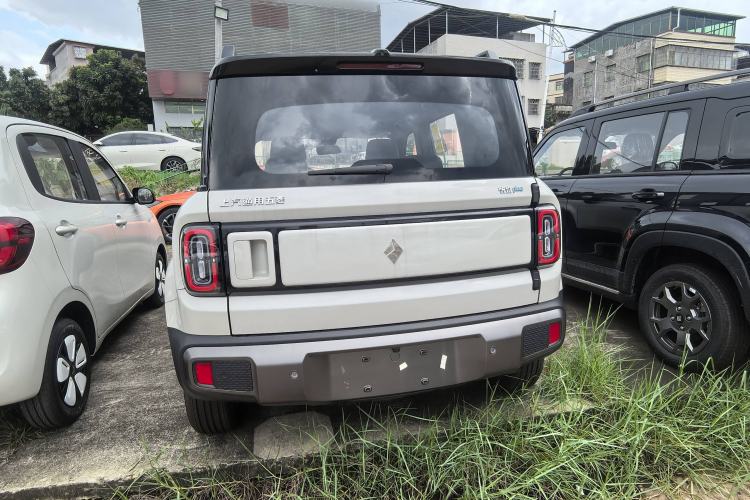 Used Baojun Spark EUV 2025 Flagship Edition 5 Seats Exterior 4