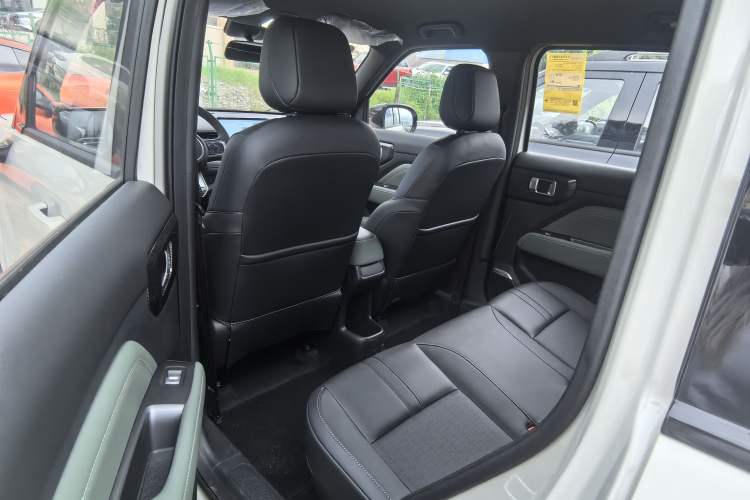 Used Baojun Spark EUV 2025 Flagship Edition 5 Seats Interior 4