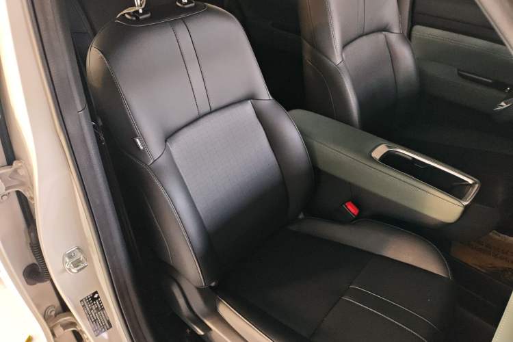 Used Baojun Spark EUV 2025 Flagship Edition 5 Seats Right Front Seat