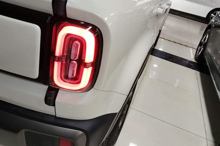 Used Baojun Spark EUV 2025 Flagship Edition 5 Seats Right Rear Taillight