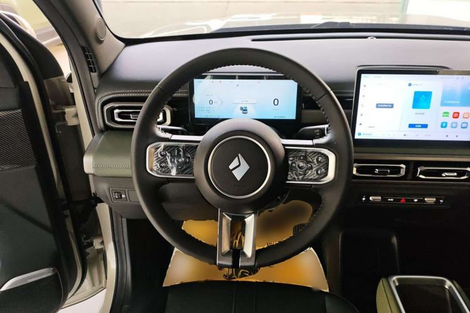 Used Baojun Spark EUV 2025 Flagship Edition 5 Seats Steering Wheel