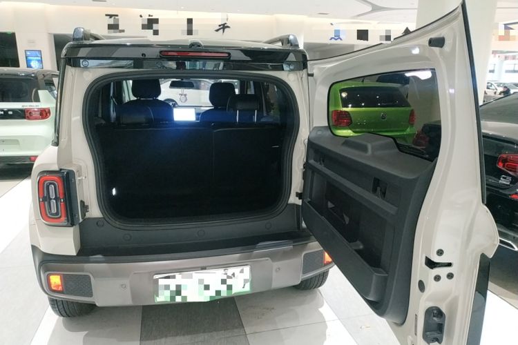 Used Baojun Spark EUV 2025 Flagship Edition 5 Seats Trunk
