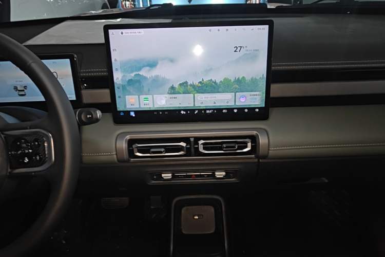 Used Baojun Spark EUV 2026 Model 501km Flagship Edition Audio And AC Panel