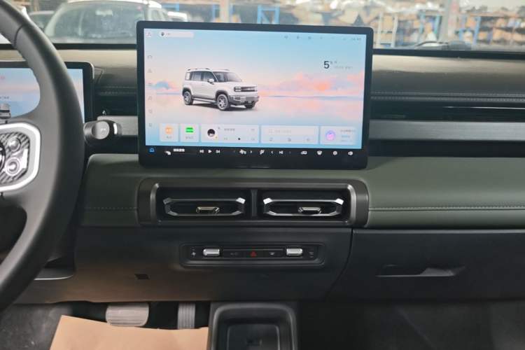 Used Baojun Spark EUV 2026 301km Flagship Edition Audio And AC Panel
