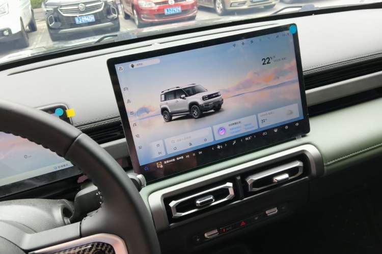 Used Baojun Spark EUV 2026 301km Flagship Edition Audio And AC Panel