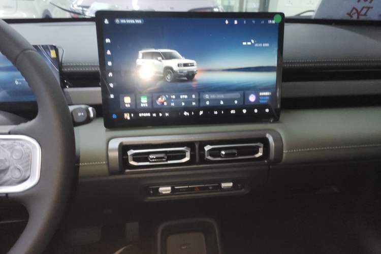 Used Baojun Spark EUV 2026 301km Flagship Edition Audio And AC Panel