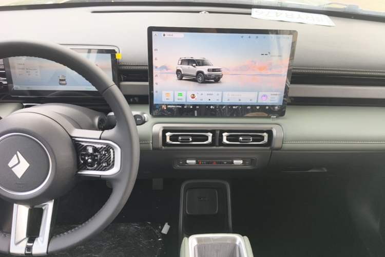 Used Baojun Spark EUV 2026 301km Flagship Edition Audio And AC Panel