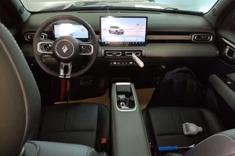 Used Baojun Spark EUV 2026 301km Flagship Edition Center Console