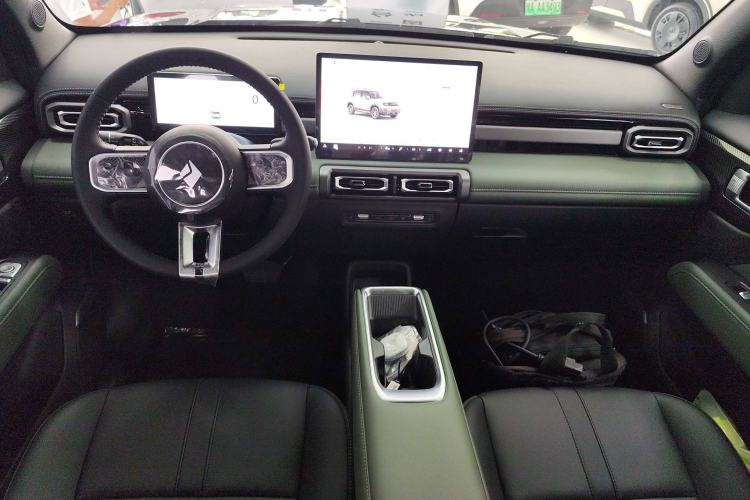 Used Baojun Spark EUV 2026 301km Flagship Edition Center Console