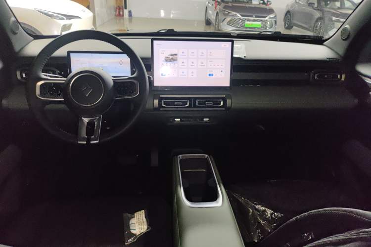 Used Baojun Spark EUV 2026 301km Flagship Edition Center Console