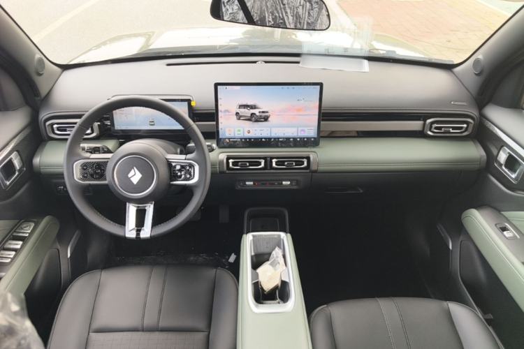 Used Baojun Spark EUV 2026 301km Flagship Edition Center Console