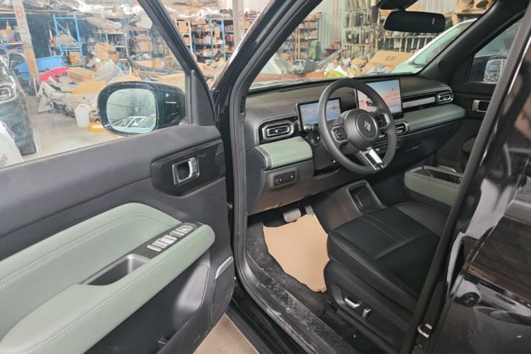 Used Baojun Spark EUV 2026 301km Flagship Edition Driver Seat
