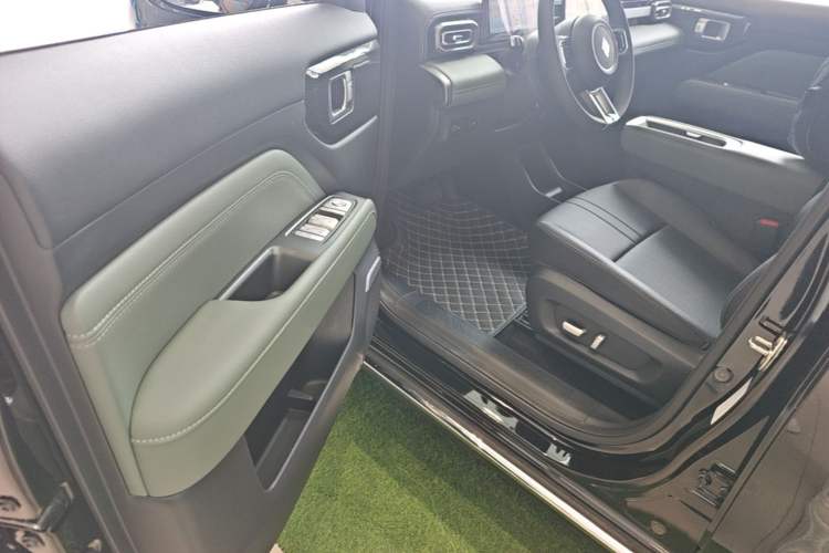 Used Baojun Spark EUV 2026 Model 301km Coffee Entrepreneur Edition Driver Seat