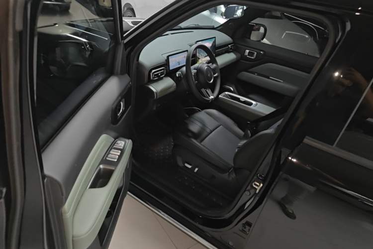 Used Baojun Spark EUV 2026 Model 401km Flagship Edition Driver Seat