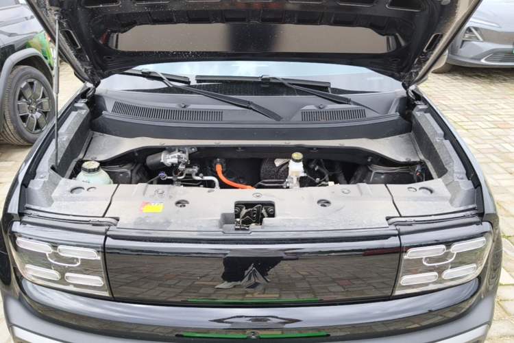 Used Baojun Spark EUV 2026 301km Flagship Edition Engine Bay