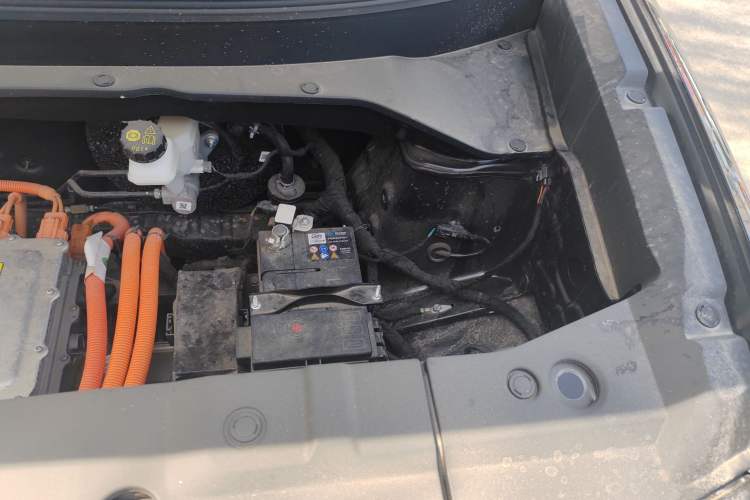Used Baojun Spark EUV 2026 301km Flagship Edition Engine Bay Left