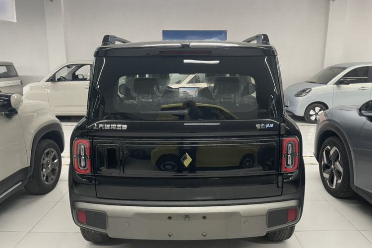 Used Baojun Spark EUV 2026 301km Flagship Edition Exterior 4