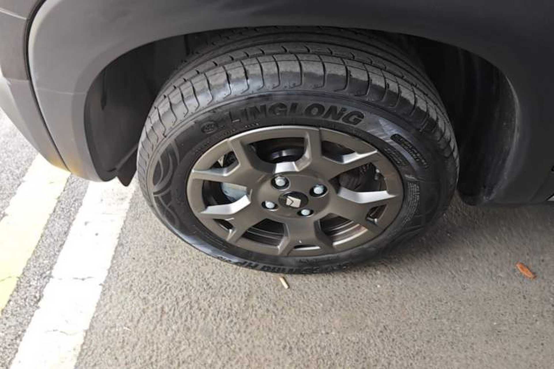 Used Baojun Spark EUV 2026 301km Flagship Edition Exterior 4