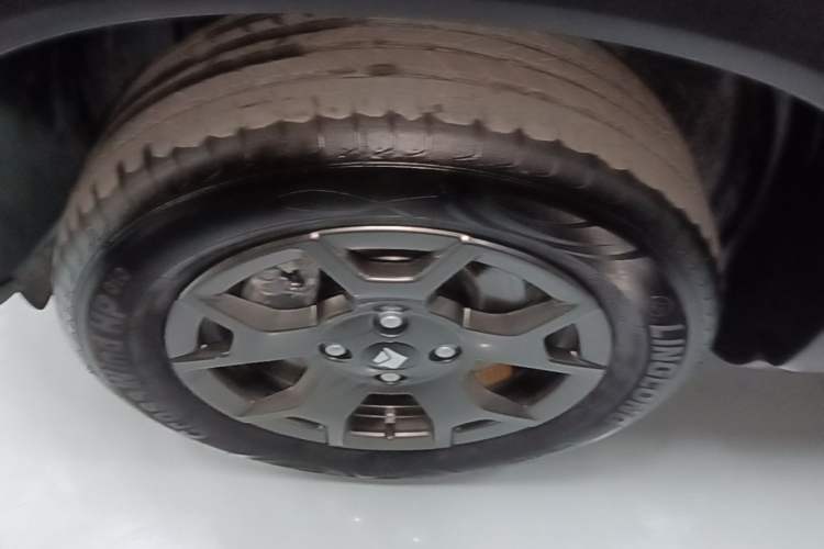 Used Baojun Spark EUV 2026 301km Flagship Edition Exterior 4