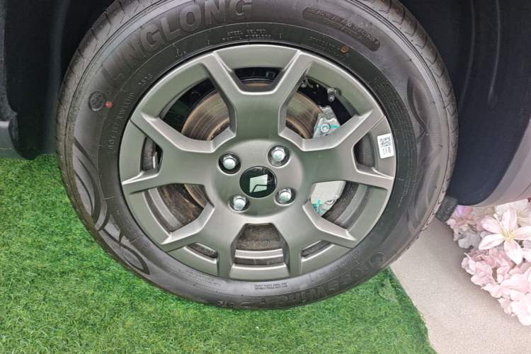 Used Baojun Spark EUV 2026 301km Flagship Edition Exterior 4